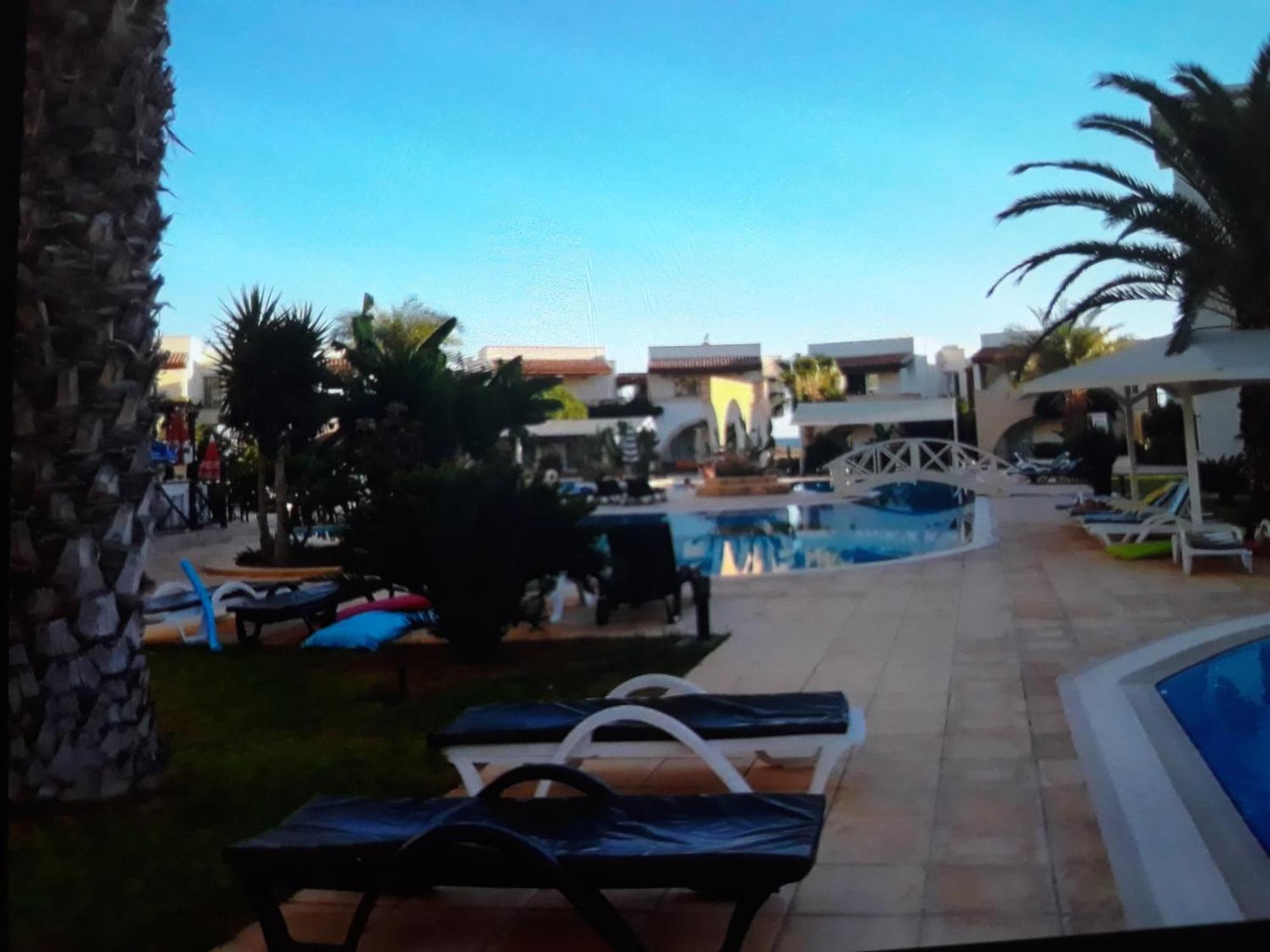 Sunrise Beach Club Gastria 外观 照片